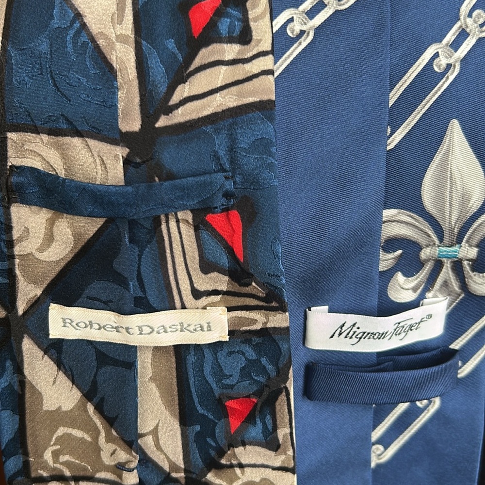 Vintage Silk Ties Scarf - Fluer De Lis - Picture 4 of 7